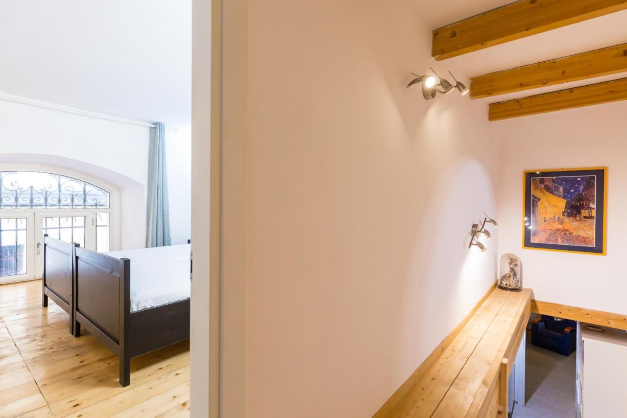 Ma Maison - Family Apartment At The Historical Center Νάπολη Εξωτερικό φωτογραφία